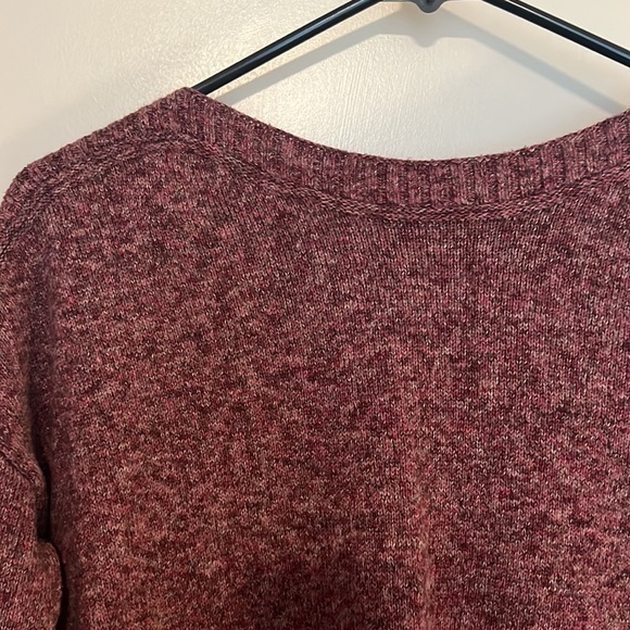 Old Navy 3/4 Sleeve Sweater - Picture 2 of 3